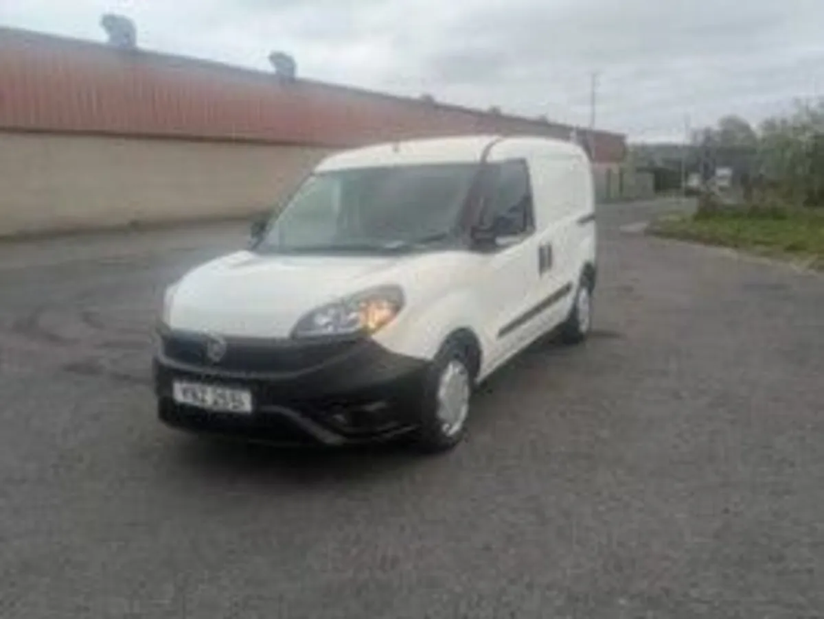 2019 Fiat Doblo 1.3 diesel  82345 miles - Image 2