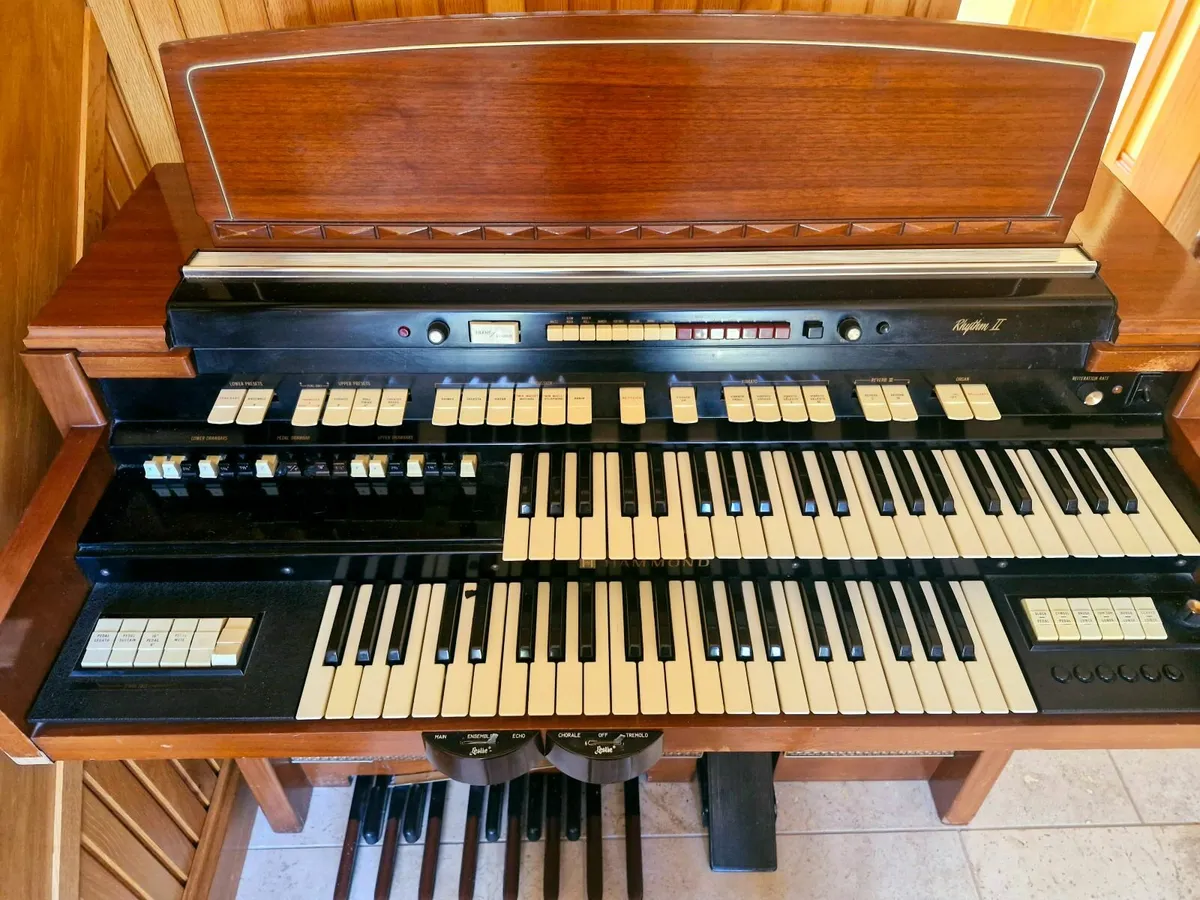 Hammond Organ - Image 2