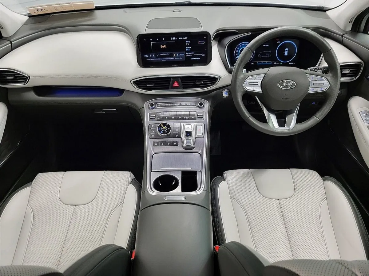 Hyundai Santa Fe 1.6 Phev 4WD Premium Auto From - Image 4