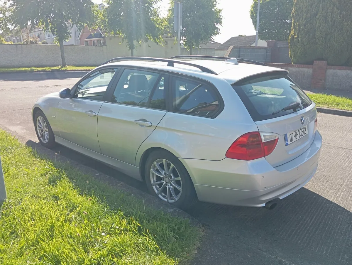 BMW 320i Touring E91 - Image 3