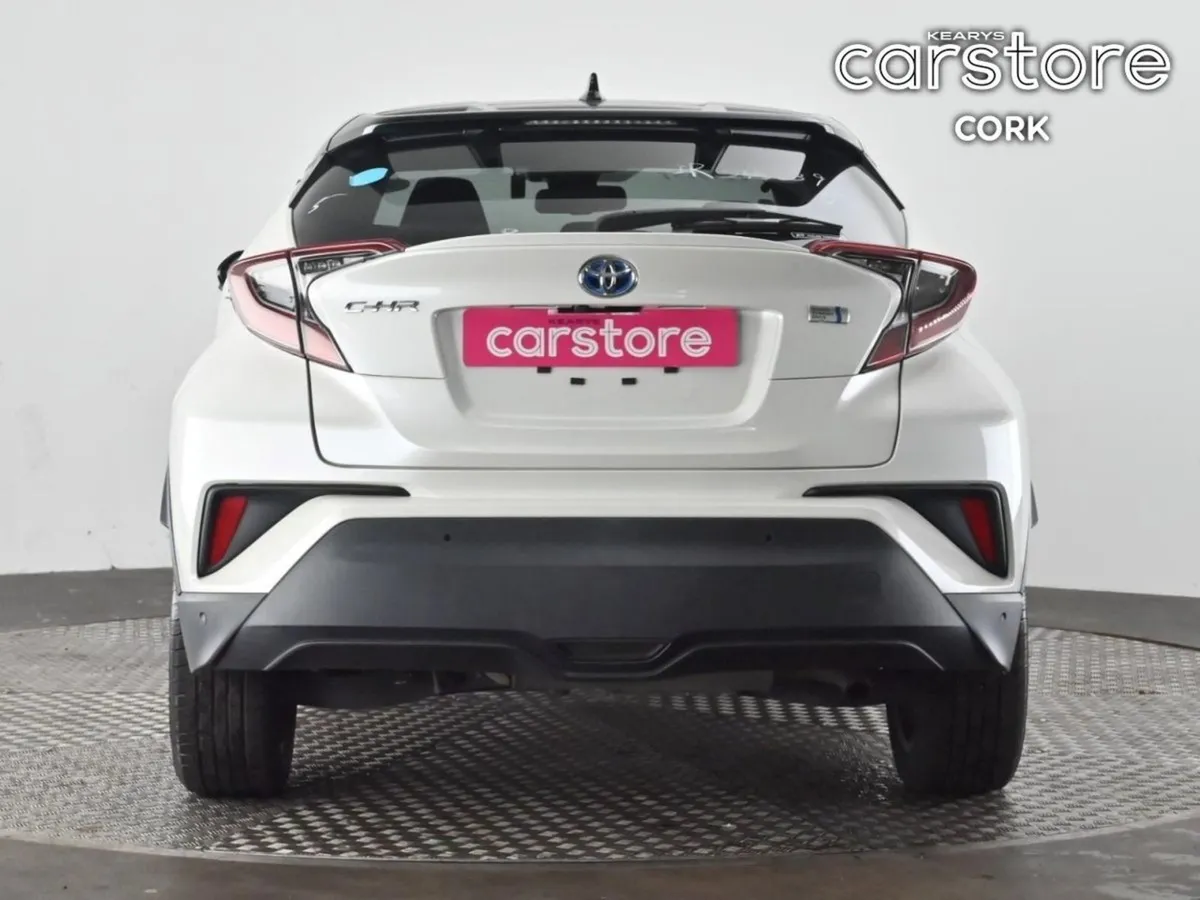 Toyota C-HR 1.8 Hybrid Auto - Image 4