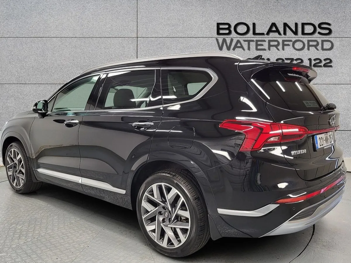 Hyundai Santa Fe 2.2 Crdi 2WD Executive Plus Auto - Image 3