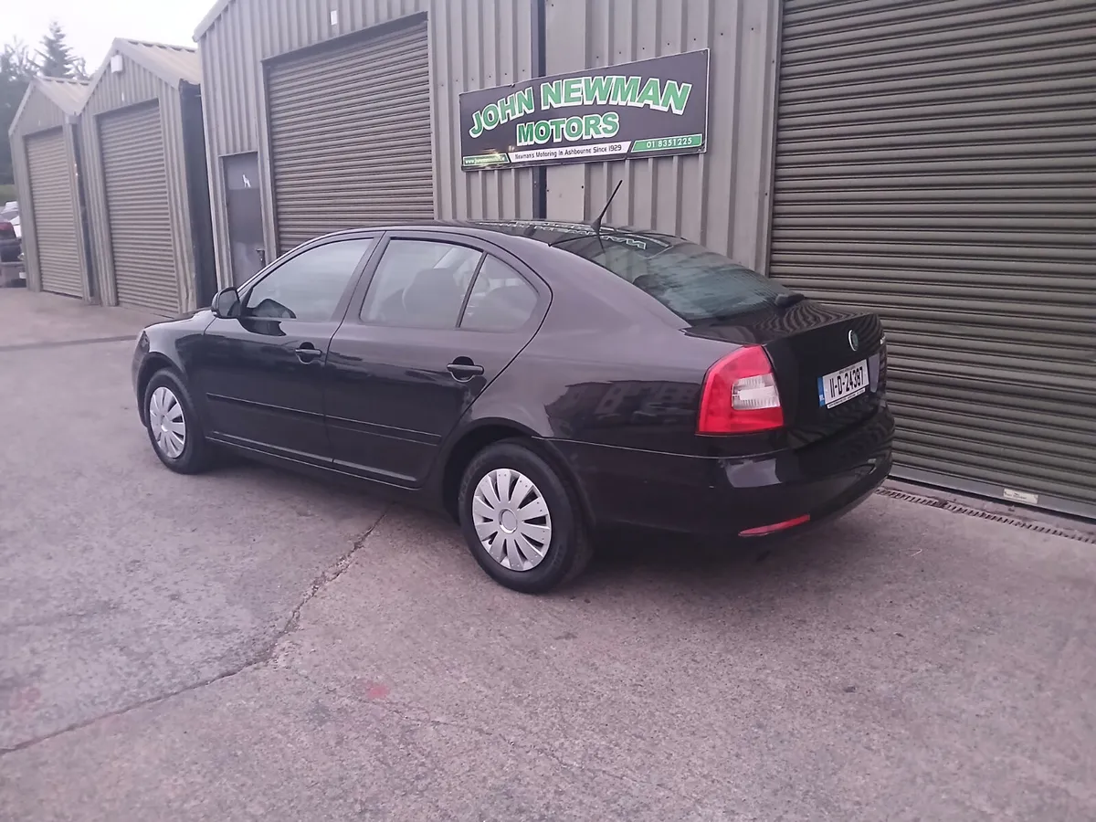 Skoda Octavia. 1.2.  2011 - Image 3