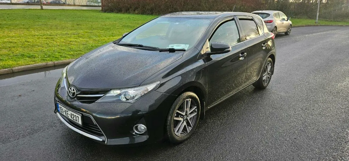 TOYOTA AURIS DIESEL NEW NCT 09/26 - Image 2