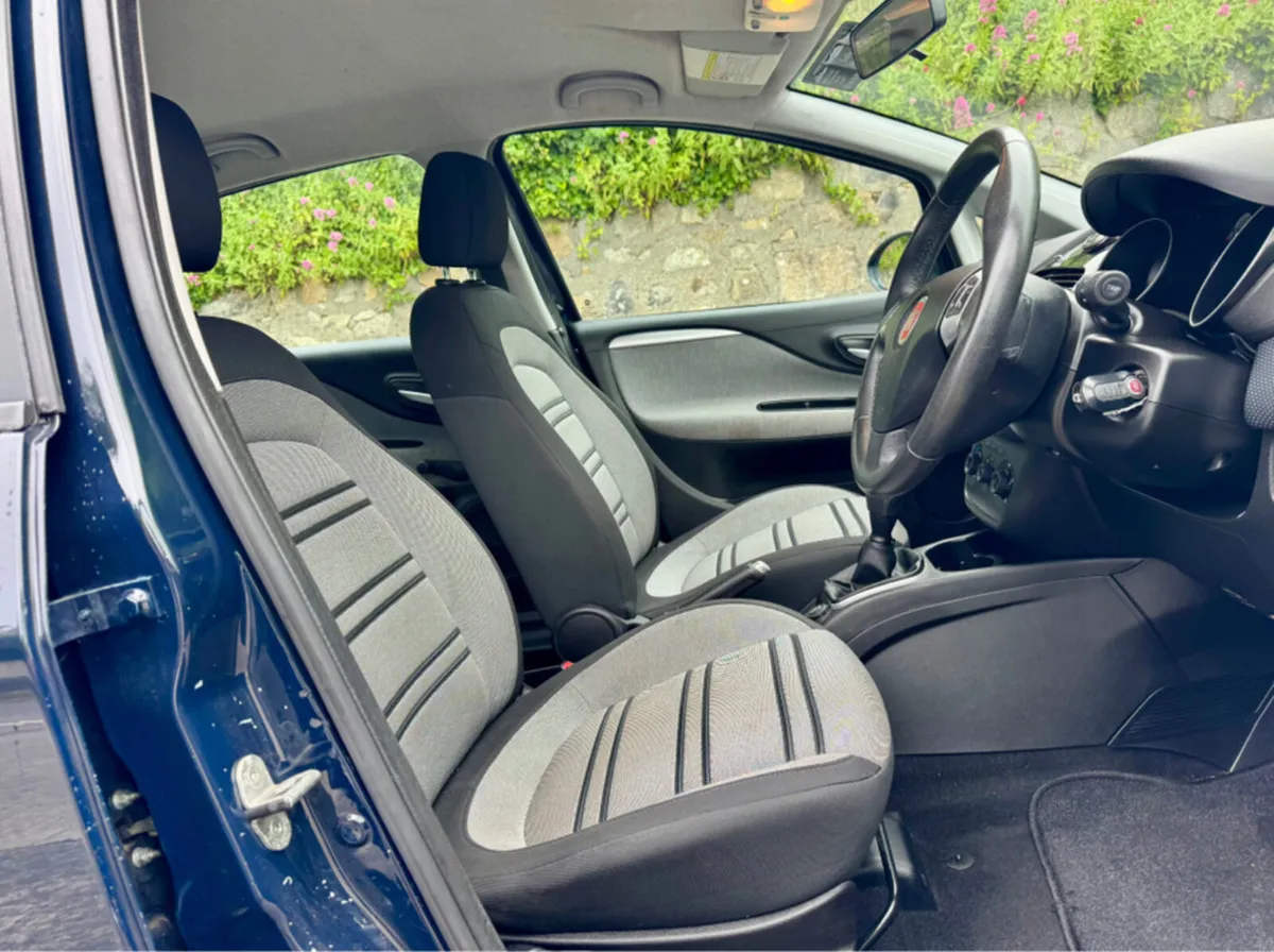 Fiat Punto 2012!!  AUTO !!!!  ONLY 60K MILES!!!
