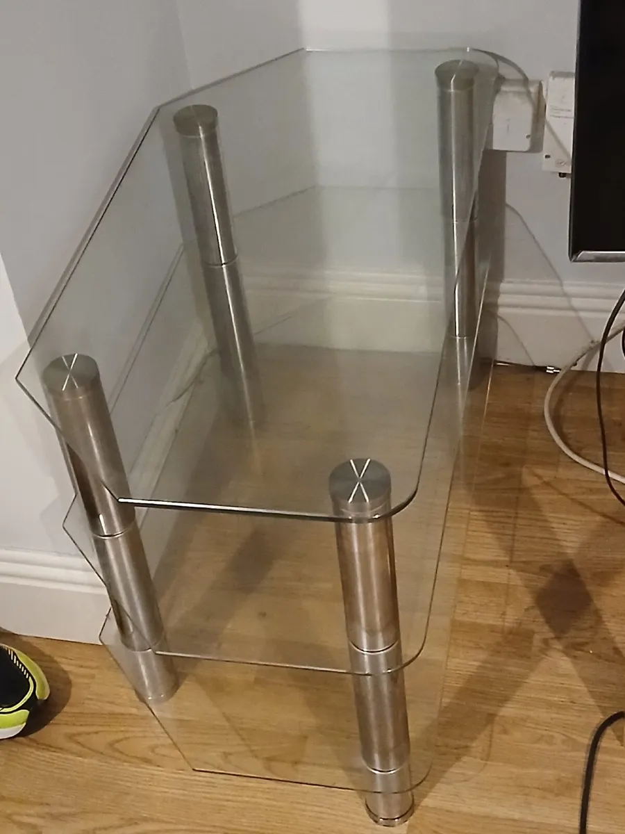 Tv stand NEED GONE TODAY 18/07 - Image 2