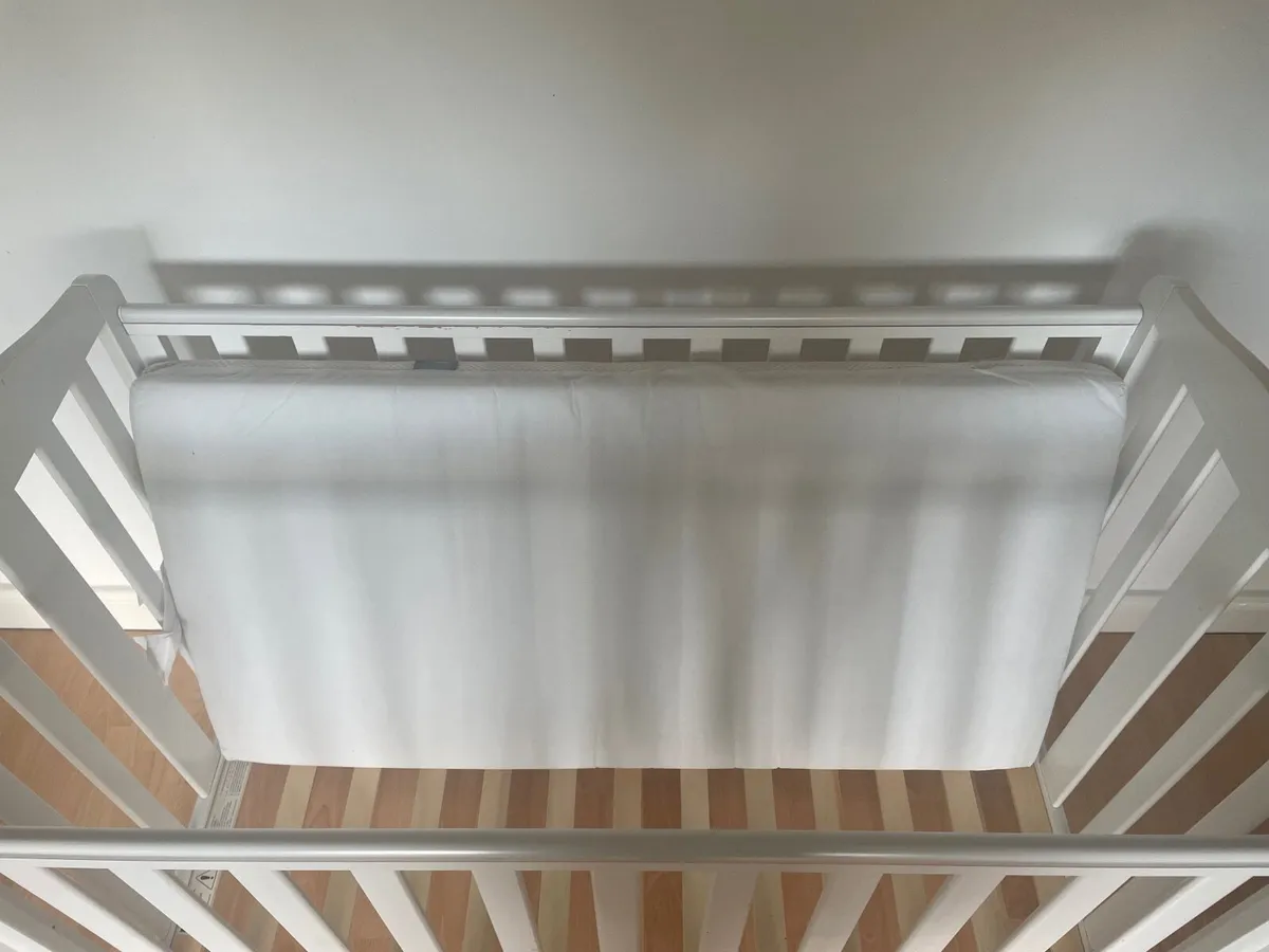 Baby Cot and Mattress - Image 4