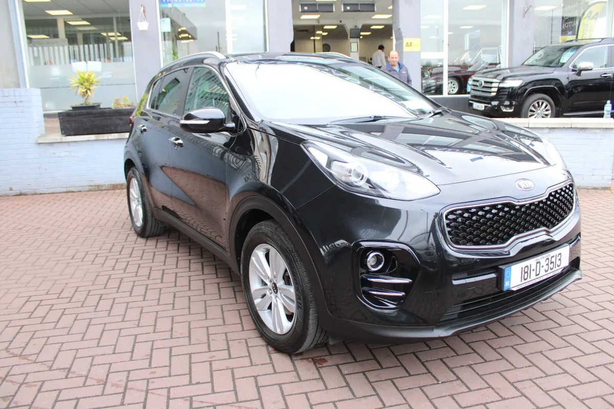 KIA SPORTAGE 1.7 CRDI PLATINUM S 5DR ESTATE PAN RO - Image 1