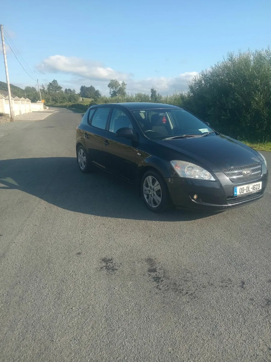Kia Ceed 2009 - Image 4