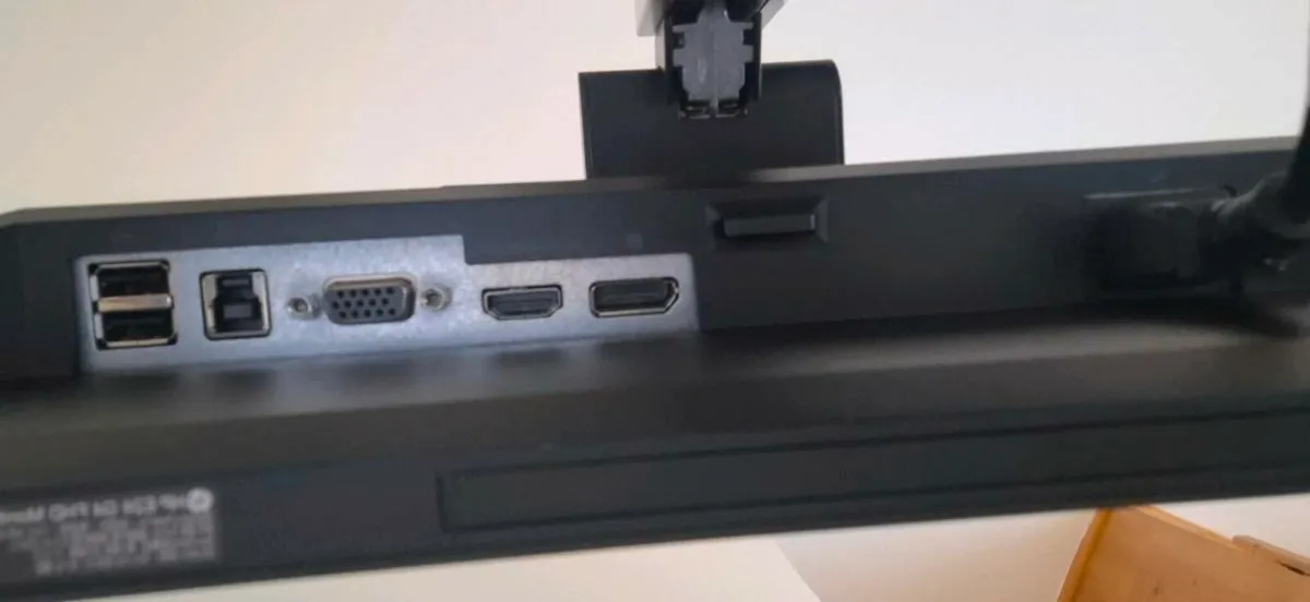 HP monitor - Image 3