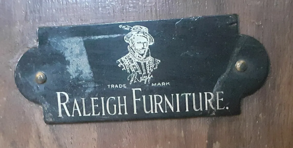 1940s bedside locker - Image 1