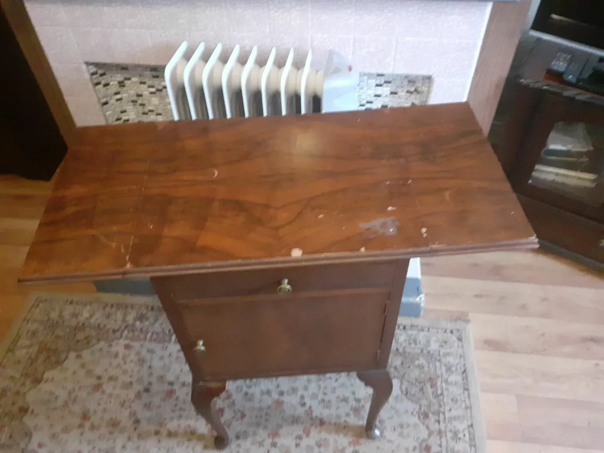 1940s bedside locker - Image 2