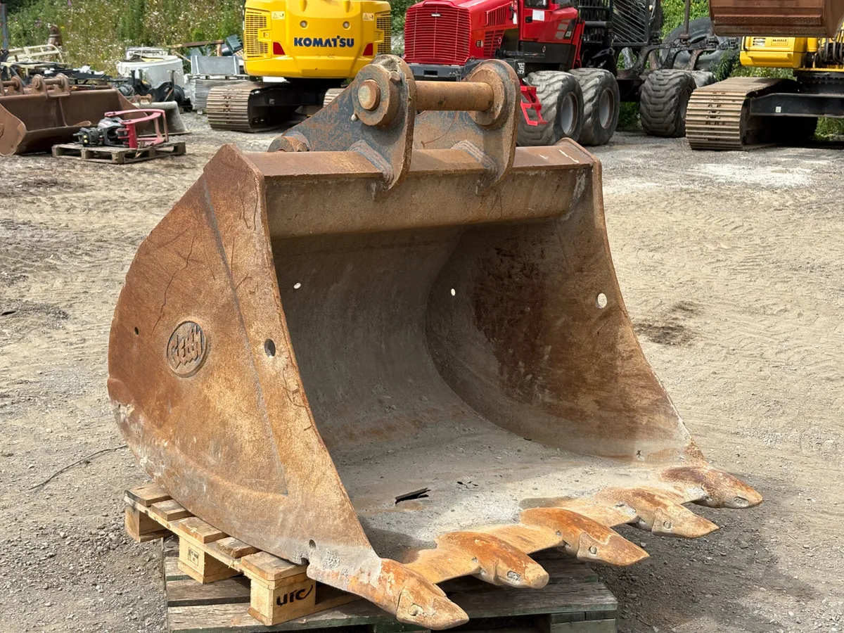 Digging Bucket D3 - Image 1