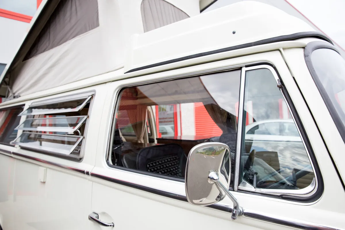 VW T2 Westfalia - Image 1