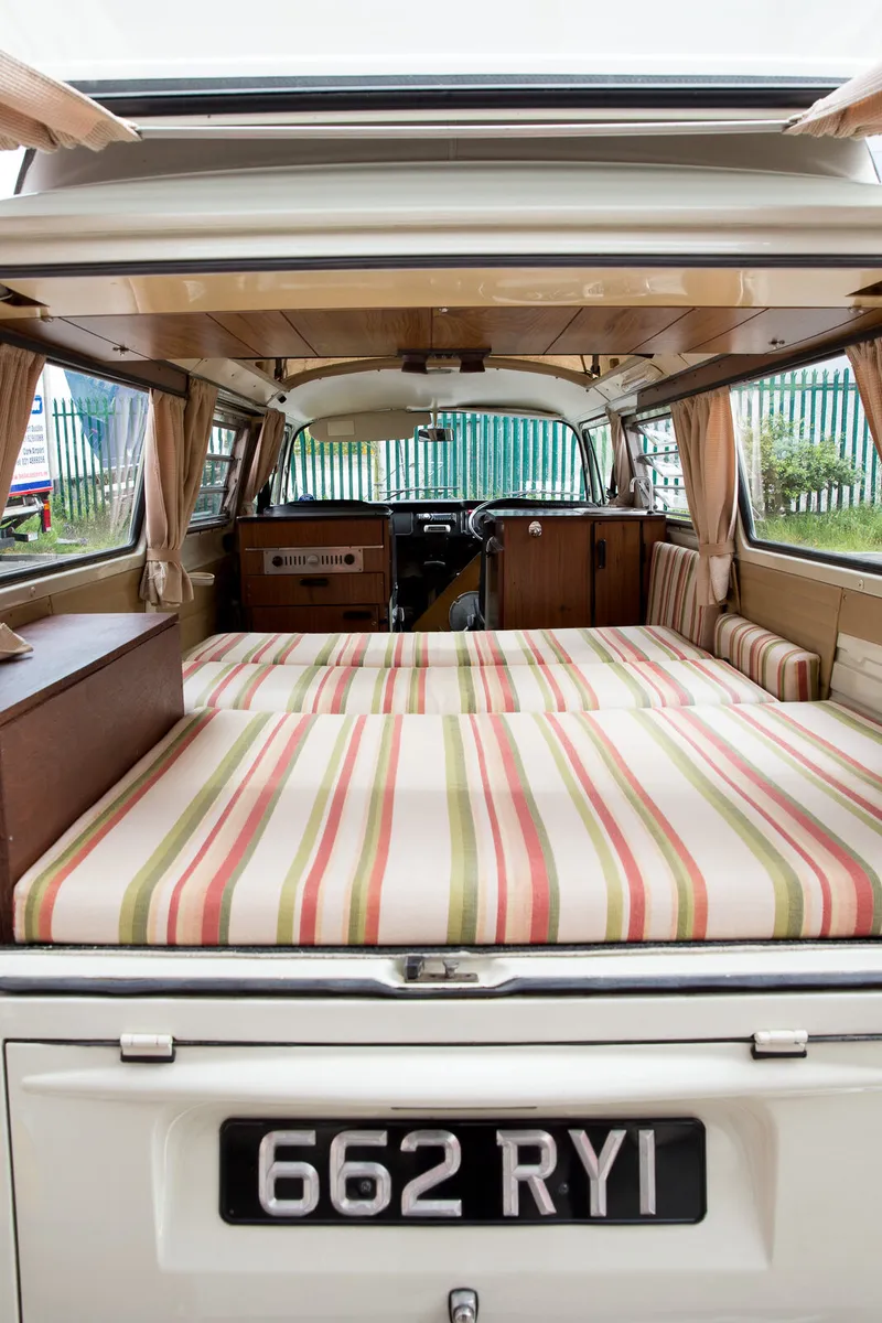 VW T2 Westfalia - Image 2