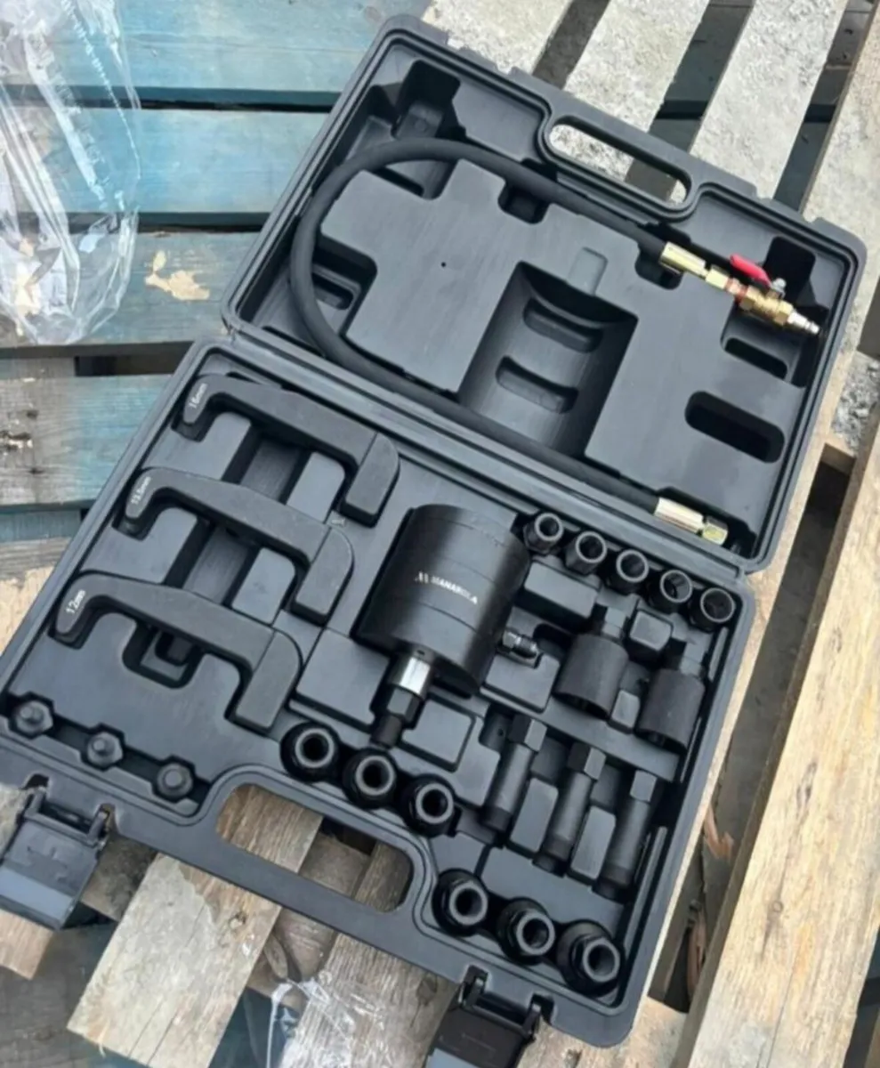 Injector removal kit
