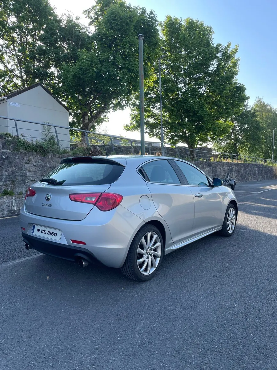 Alfa Romeo Giulietta - Image 2