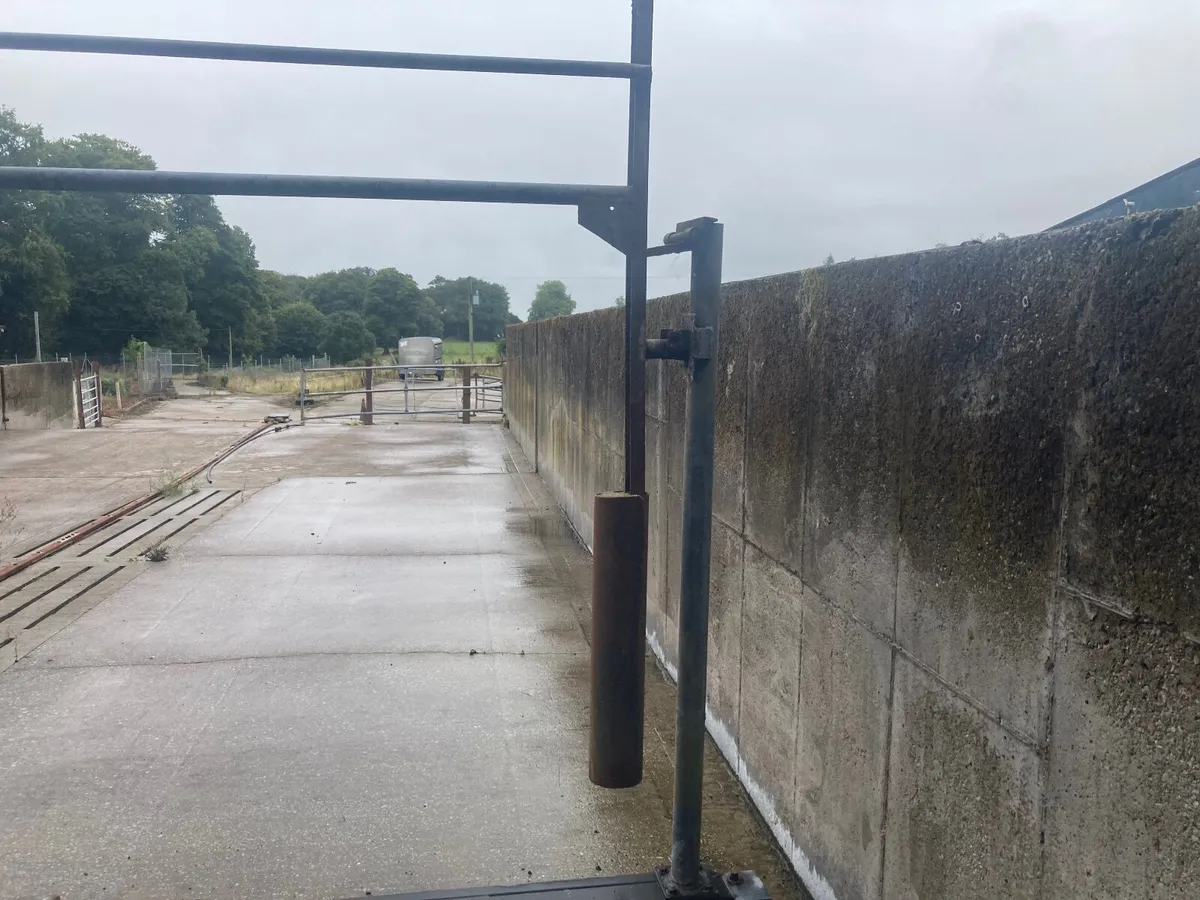 Backing gate - Image 3