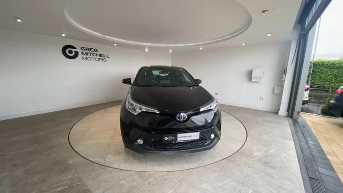 Toyota C-HR 1.8 Hybrid Icon 5dr CVT - Image 2