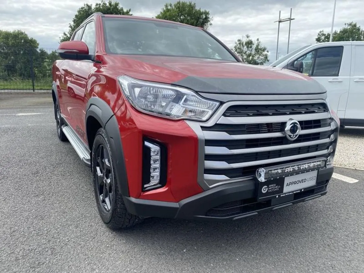 KGM Musso 2.2 Double Cab Pick Up Rebel Auto - Image 3