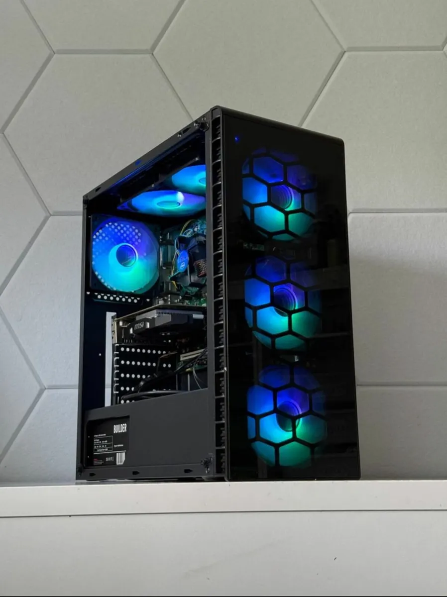 Gaming PC Setup - Image 3
