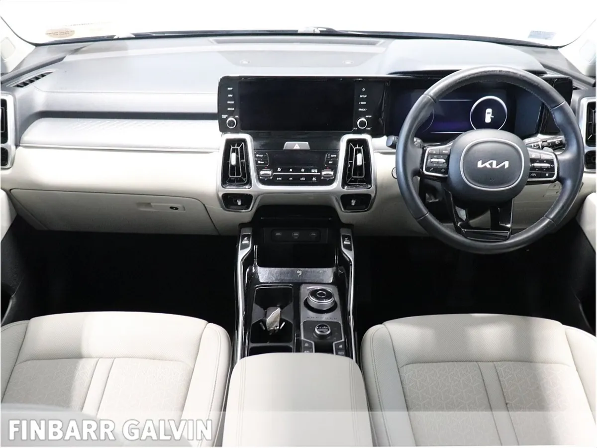 Kia Sorento 7 SEATER PHEV K3 AUTO - Image 4
