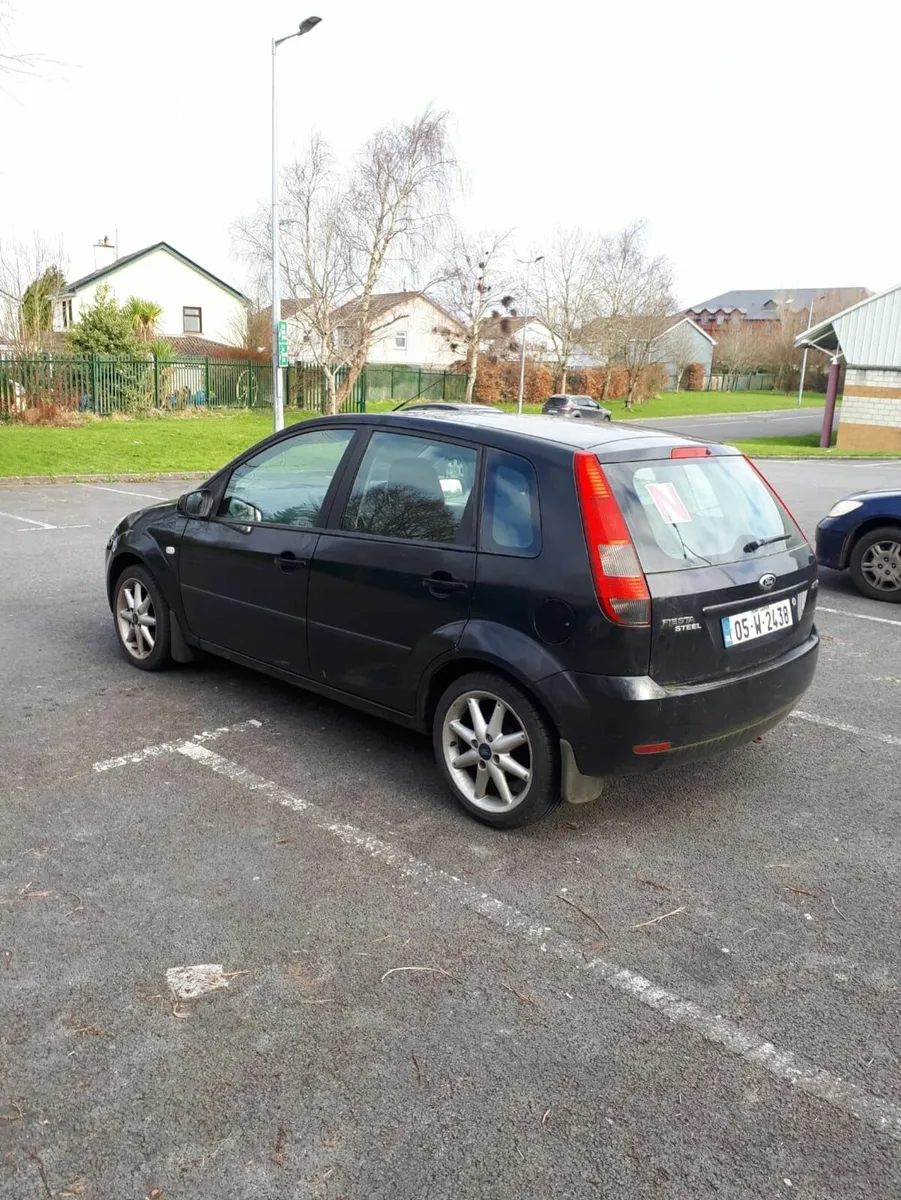 Ford Fiesta 2005 - Image 3