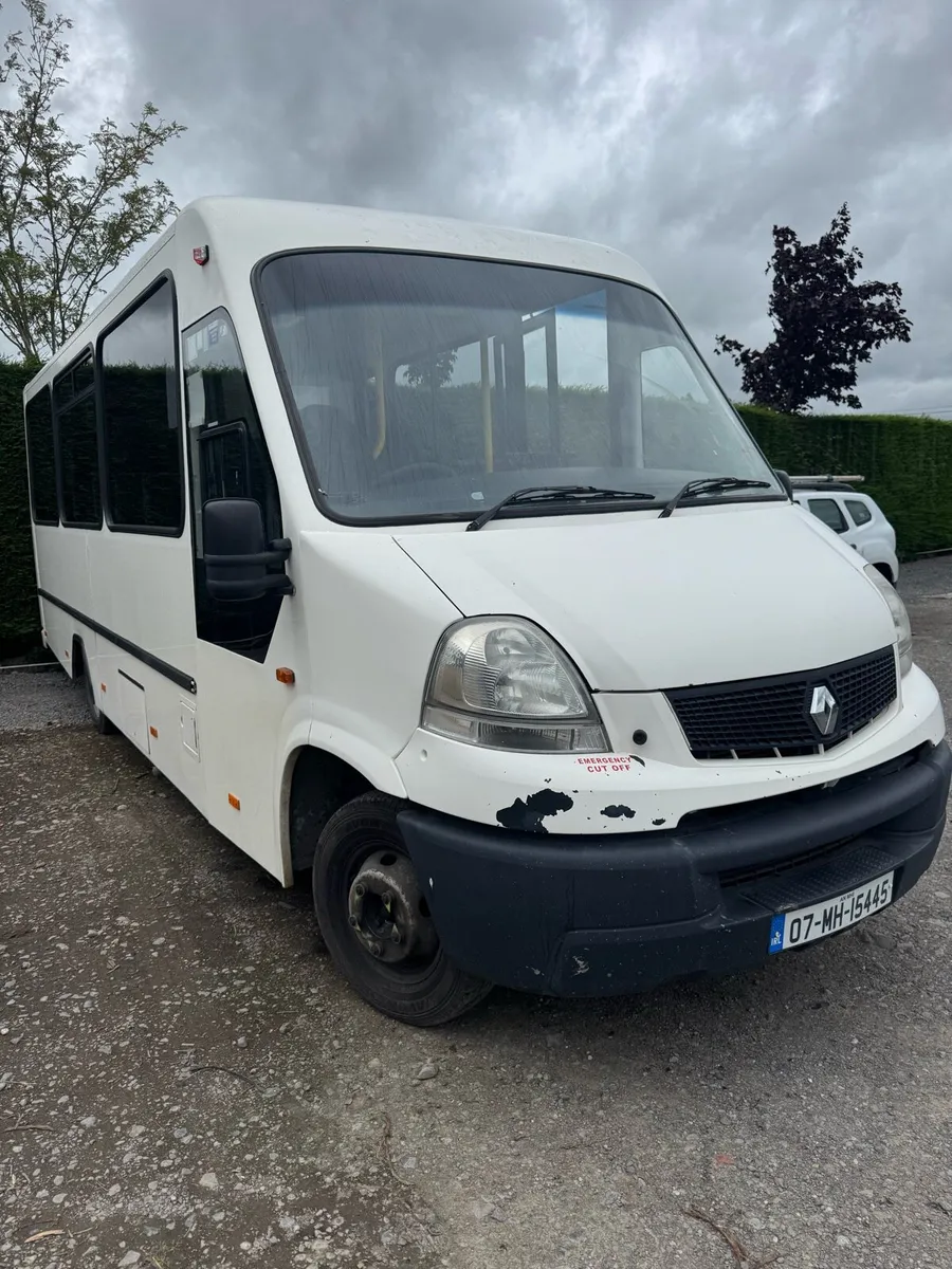 2007 Renault Bus - Image 3
