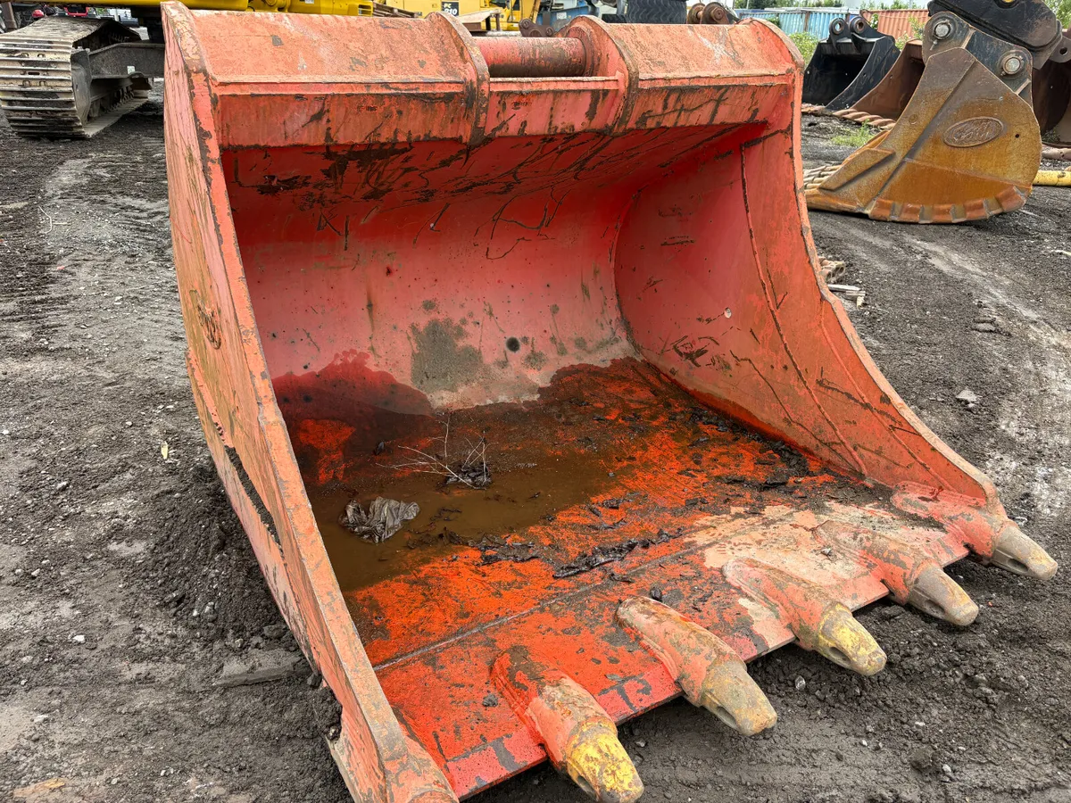Digging Bucket Miller Hitch (D5) - Image 3