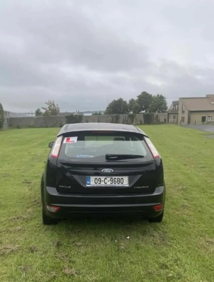 car - Image 2