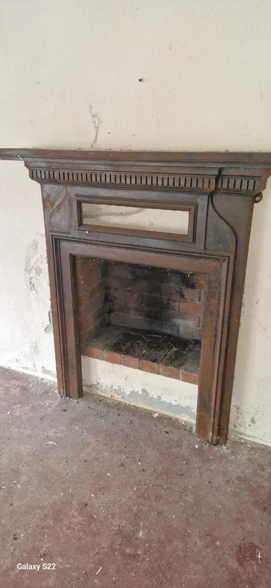 Cast iron fireplace - Image 3
