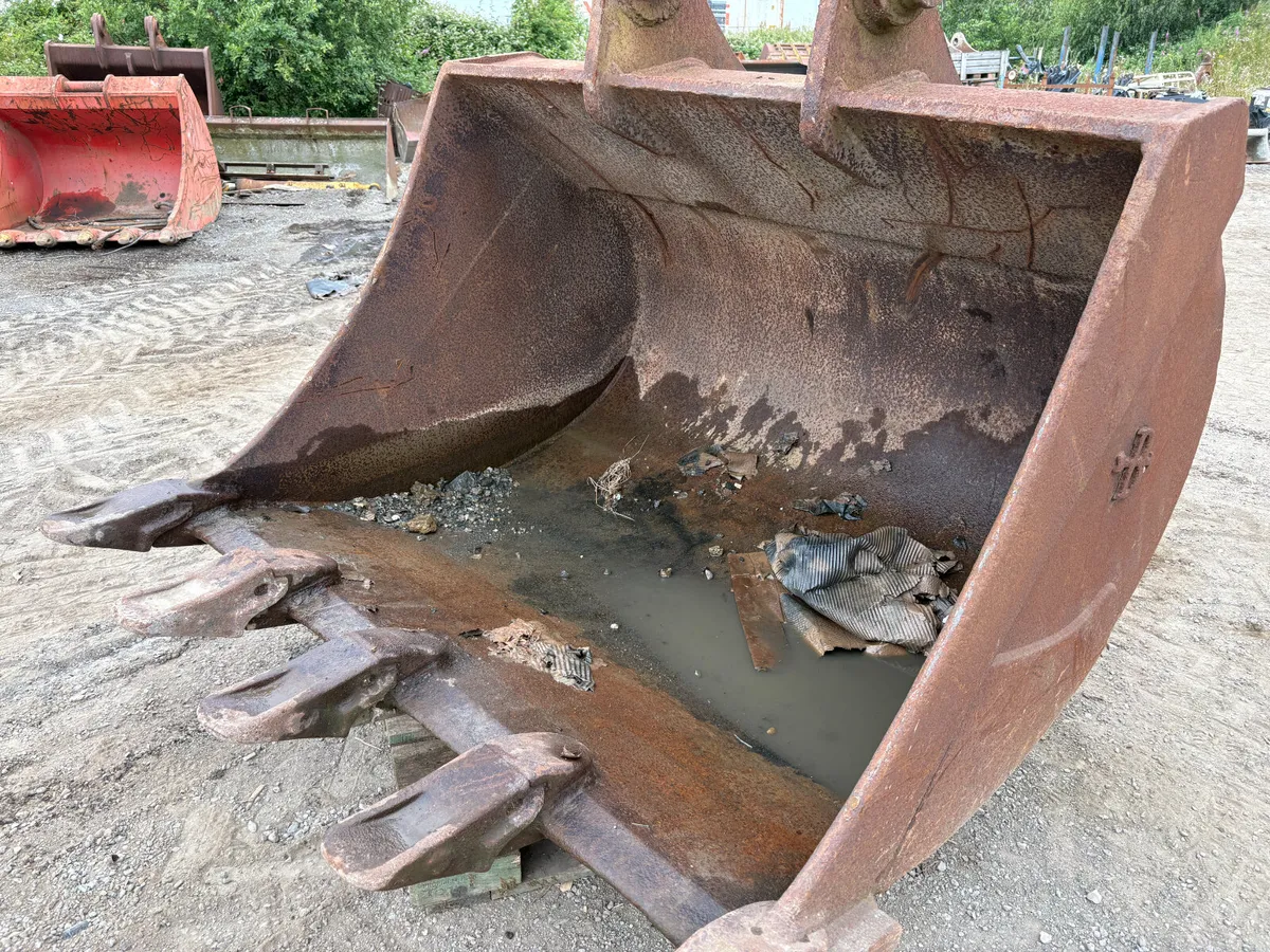 Digging Bucket (D4) - Image 1