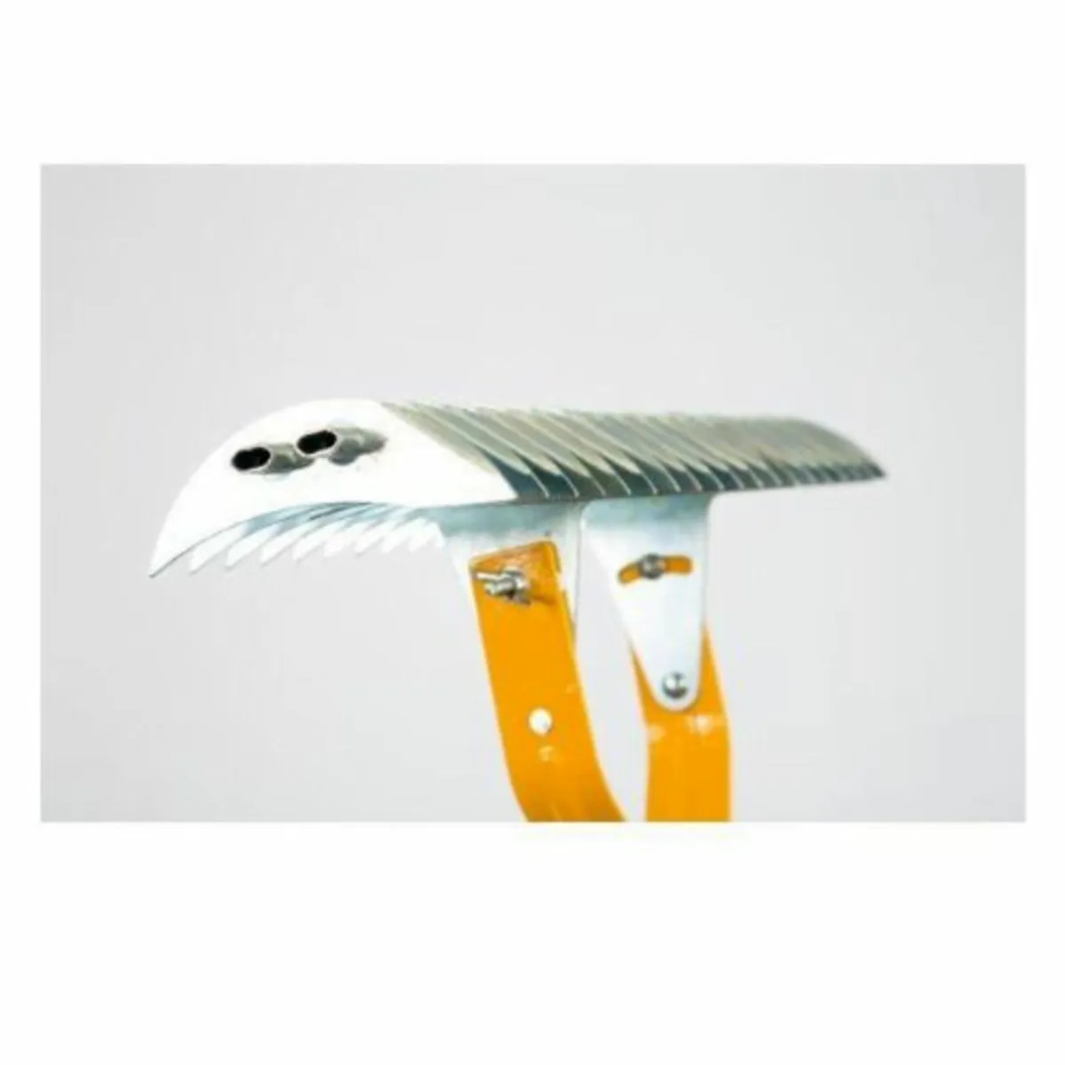 True Temper Thatching Rake Long Handle - Image 2