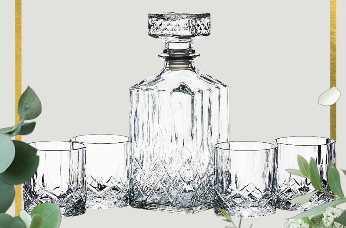 Harrods Decanter & Glasses Ex-Display - Image 3