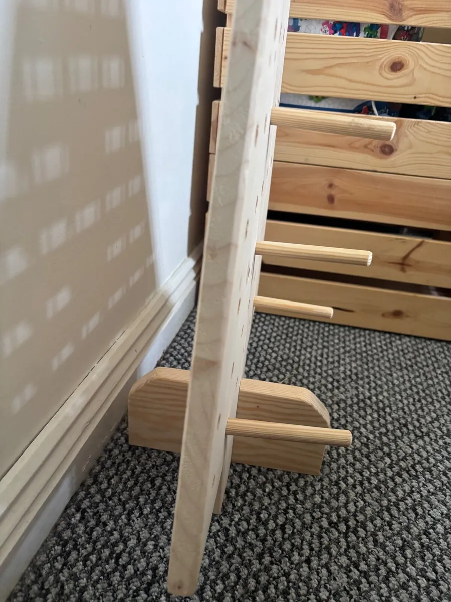 Pine peg board Display boards - Image 3