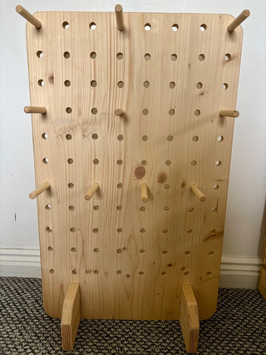 Pine peg board Display boards - Image 4
