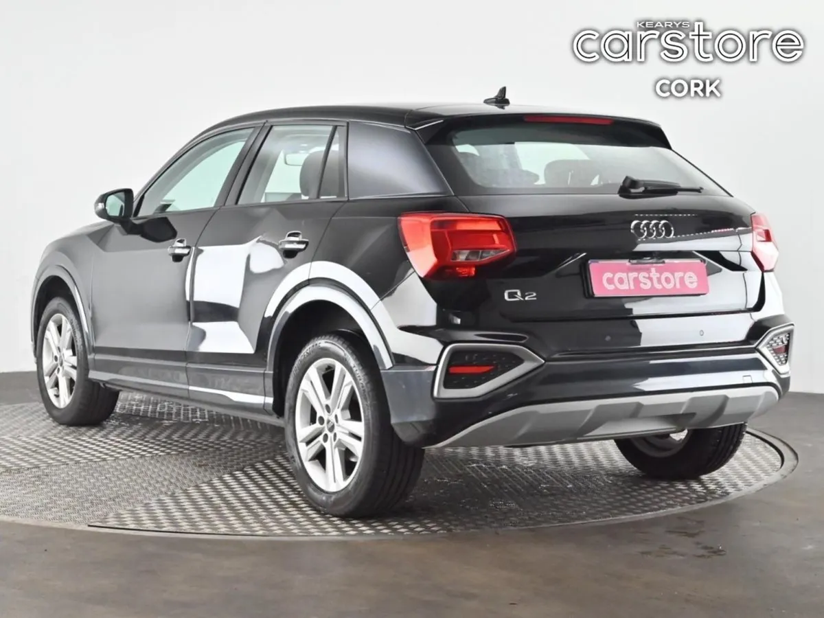 Audi Q2 30 Tfsi 110HP SE - Image 3