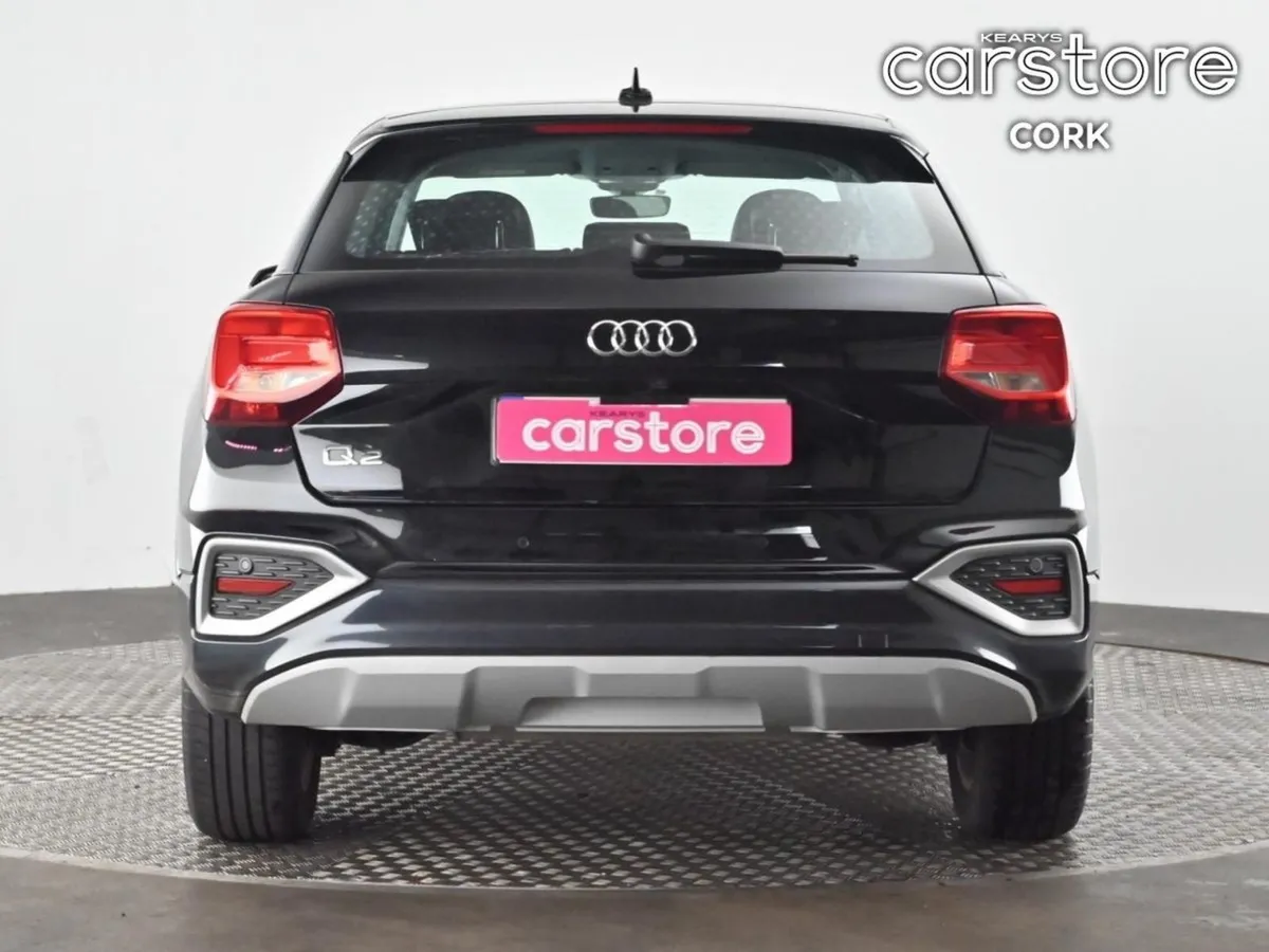 Audi Q2 30 Tfsi 110HP SE - Image 4