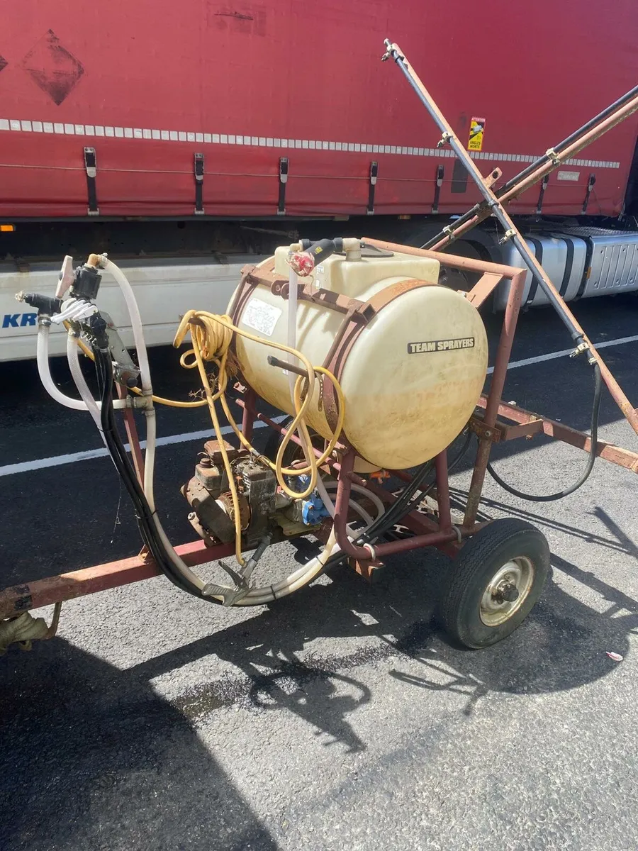 Sprayer for Quad etc Team c/w hand lance - Image 2