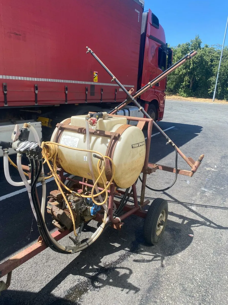 Sprayer for Quad etc Team c/w hand lance - Image 3