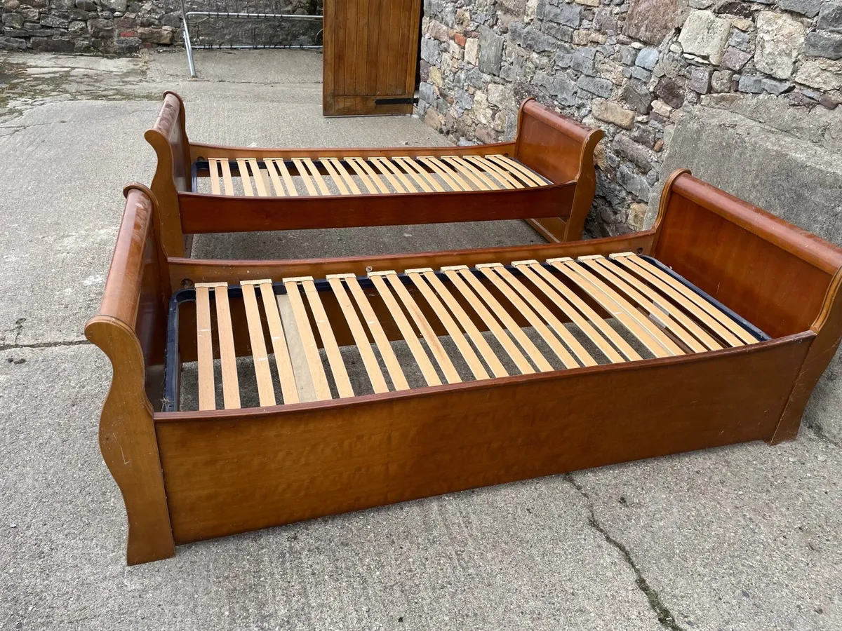 Beds - Image 1