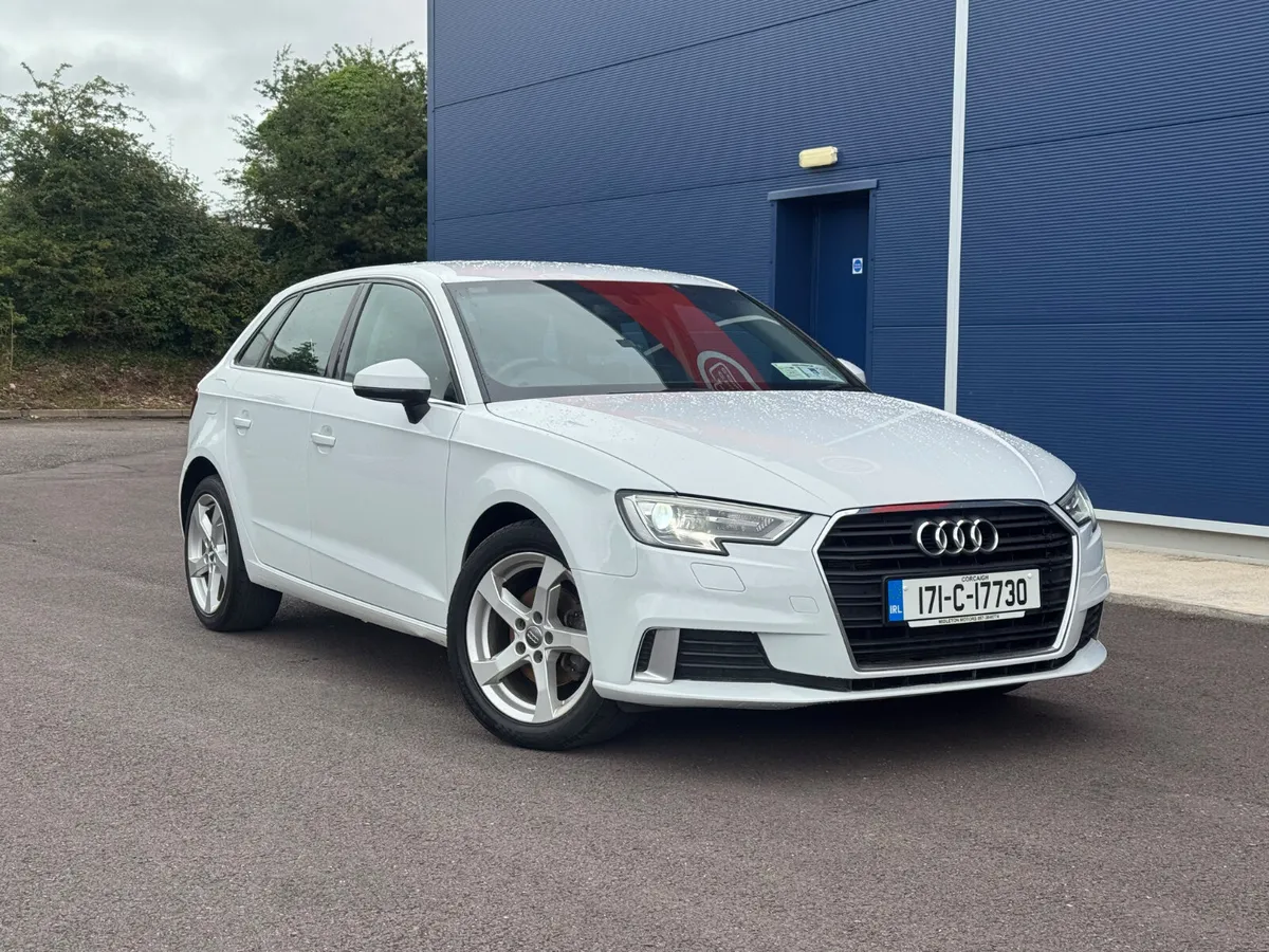Audi A3 2017 1 owner diesel - Image 2