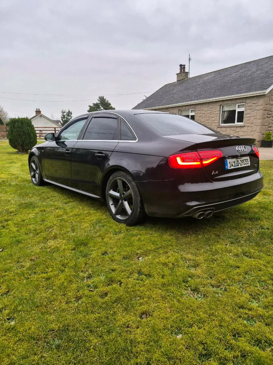 Audi A4 Sline Black edition - Image 4