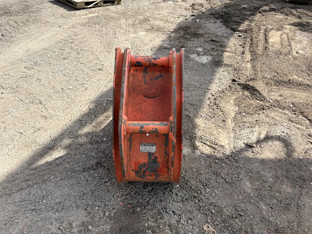 Digging Bucket (D14) Miller Hitch - Image 4