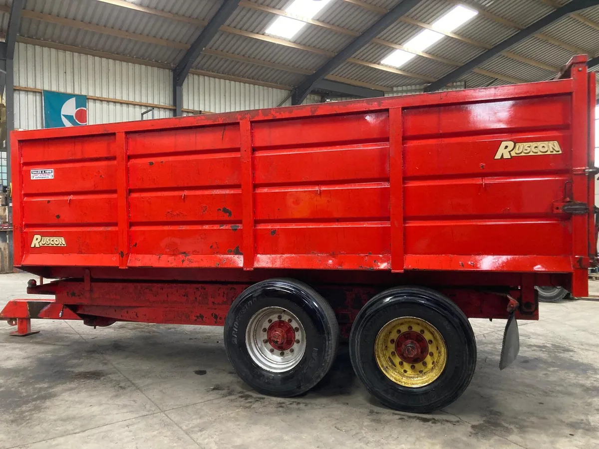 Ruscon 18ft trailer.  2006 .Grain.  Super singles. - Image 4