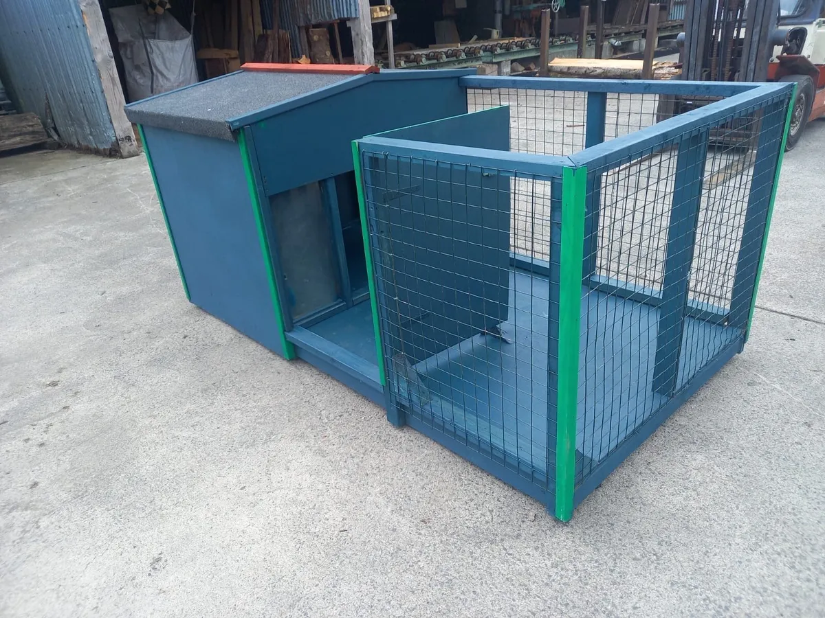 Dog kennel