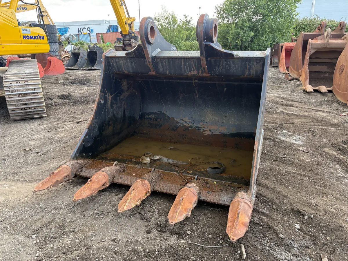 Digging Bucket (D15) - Image 1