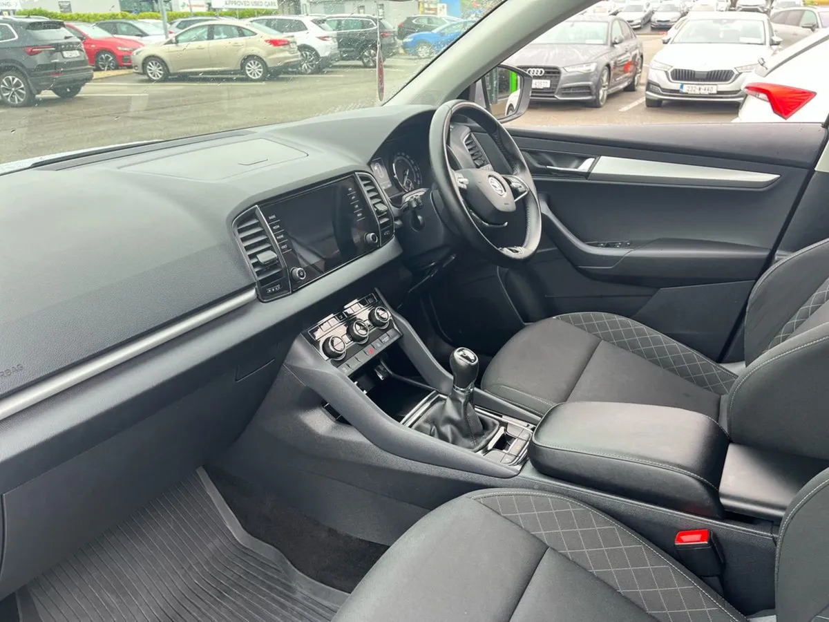 Skoda Karoq Ambition 2.0tdi 115HP - Used Car Sale - Image 3