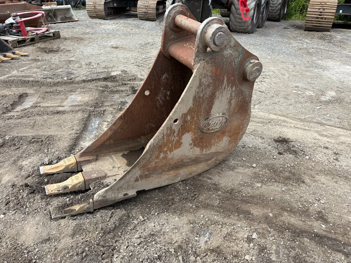 Trenching Bucket (D13) - Image 3