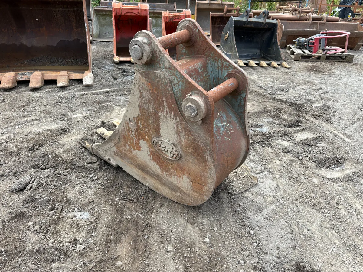 Trenching Bucket (D13) - Image 4